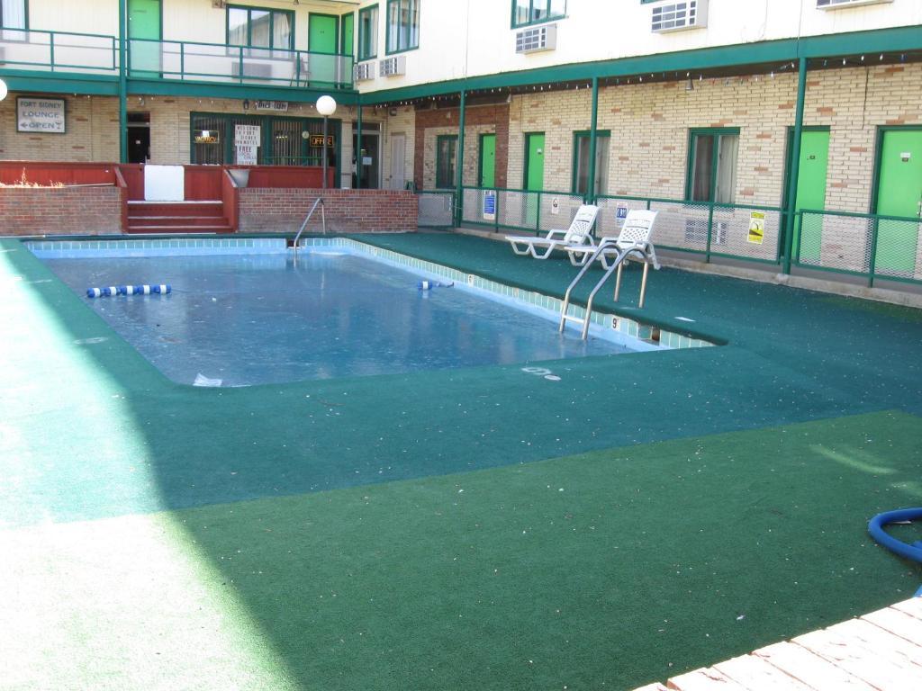 Fort Sidney Inn Bagian luar foto